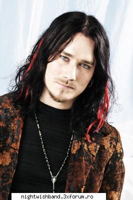 Poze cu Tuomas - aicea una nemodificata(minune) - ^(*)Poze cu Nightwish^(*)